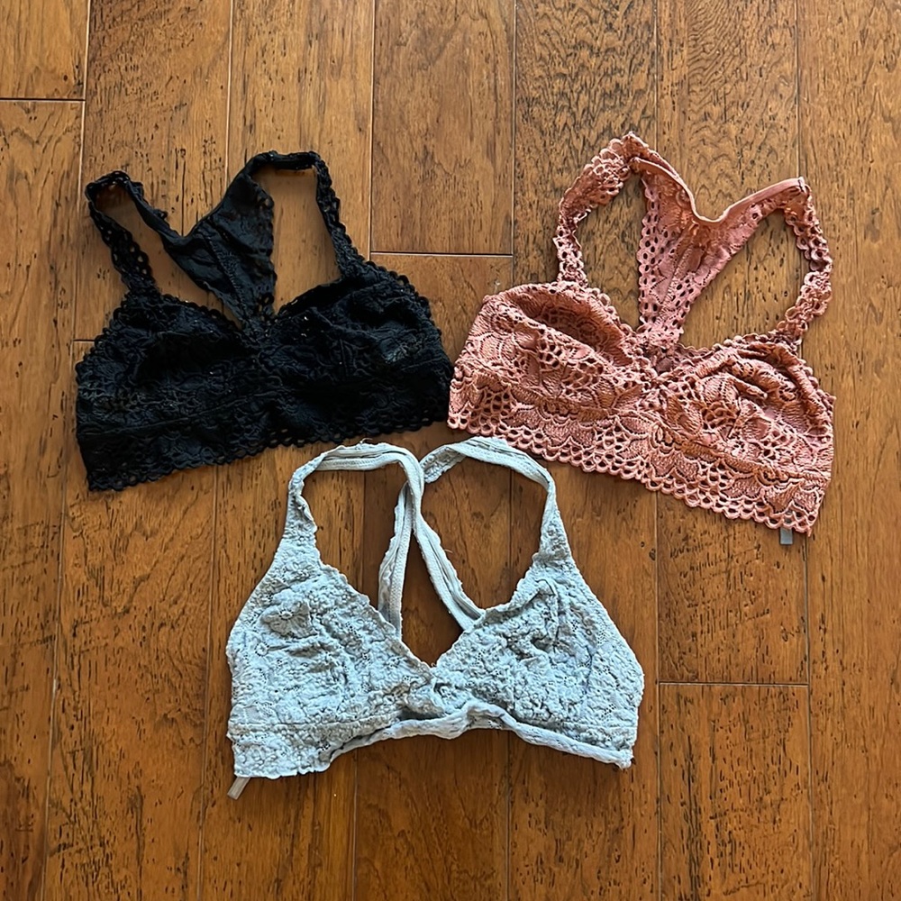 Set of 3 bralettes!!!